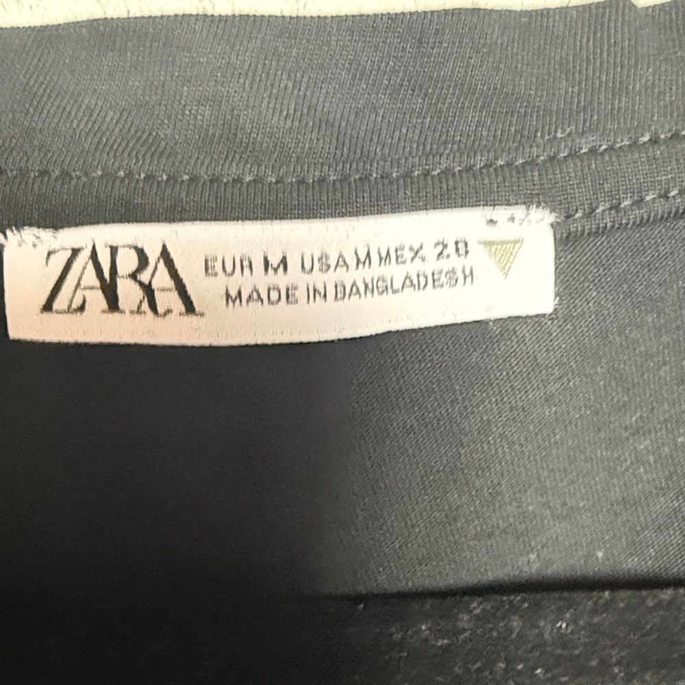 Zara Black Deep V-neck Top - Picture 3 of 5